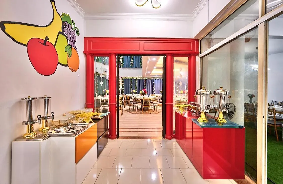 Villa Penang Dream Banglo Sleeps 40 Tanjung Bungah  Malaysia