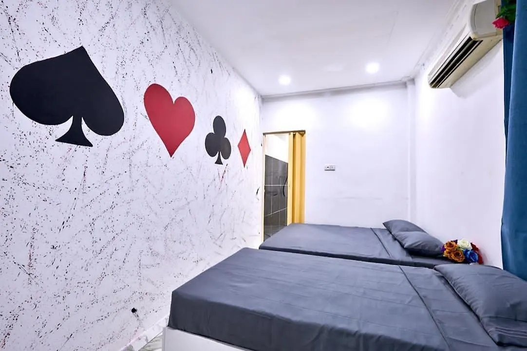 Penang Dream Banglo Sleeps 40 Tanjung Bungah  Villa Tanjung Bungah (Penang)